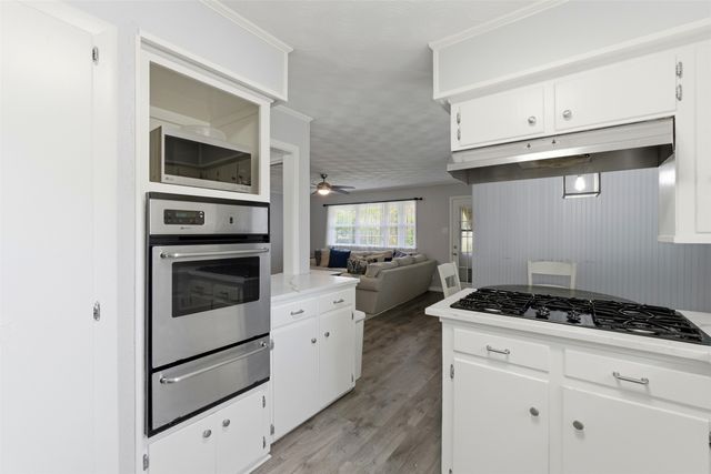 531 Summit Drive, Richardson, TX 75081