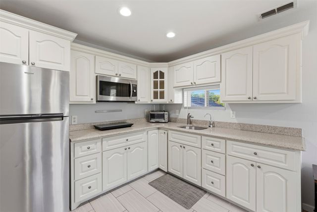 531 Summit Drive, Richardson, TX 75081