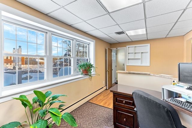 990 Pleasant St, Brockton, MA 02301