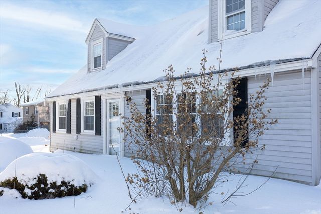 990 Pleasant St, Brockton, MA 02301