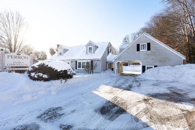 990 Pleasant St, Brockton, MA 02301