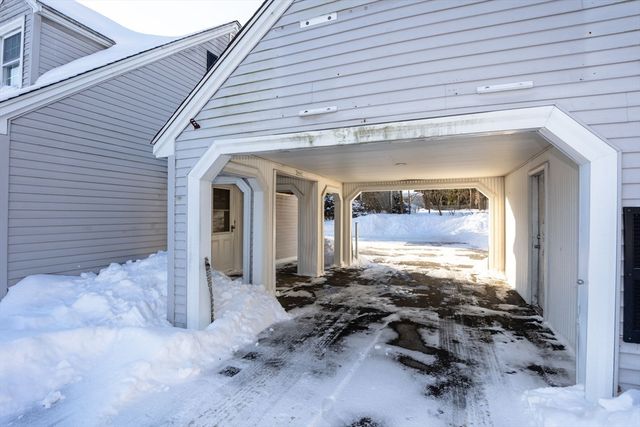 990 Pleasant St, Brockton, MA 02301