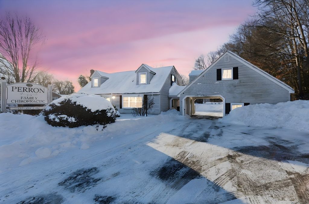 990 Pleasant St, Brockton, MA 02301