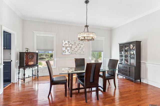 2237 Dove Hollow Dr, Baton Rouge, LA 70809