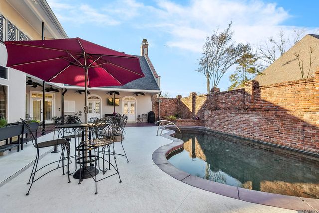 2237 Dove Hollow Dr, Baton Rouge, LA 70809