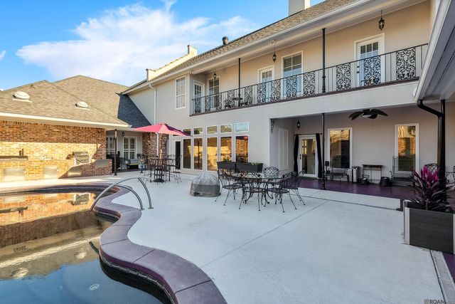 2237 Dove Hollow Dr, Baton Rouge, LA 70809