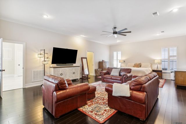 2237 Dove Hollow Dr, Baton Rouge, LA 70809