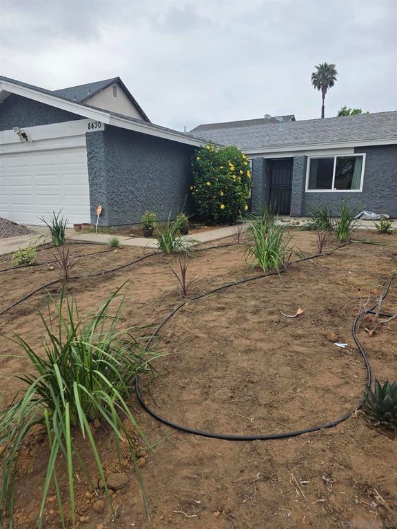 Image 7 of property listing at 8430 Hydra Lane, San Diego, CA 92126
