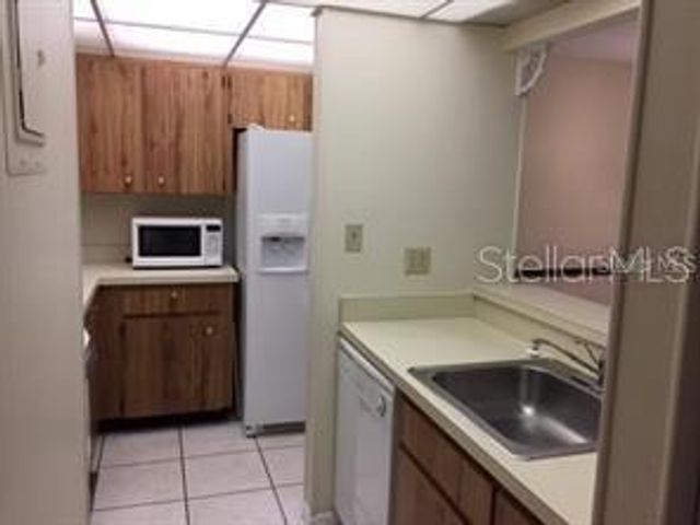 120 HIBISCUS WOODS COURT 10B, Deltona, FL 32725