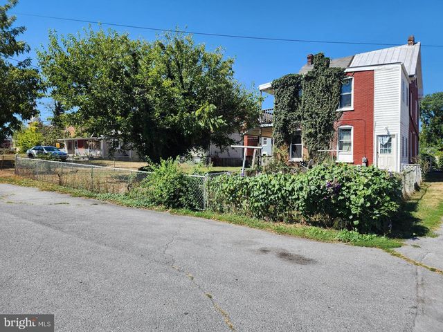 36 HIGH ST, Hagerstown, MD 21740