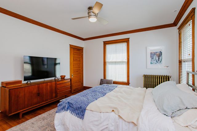 108 Wesley Avenue, Oak Park, IL 60302