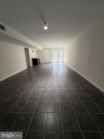 19 MASTERS DR, Stafford, VA 22554