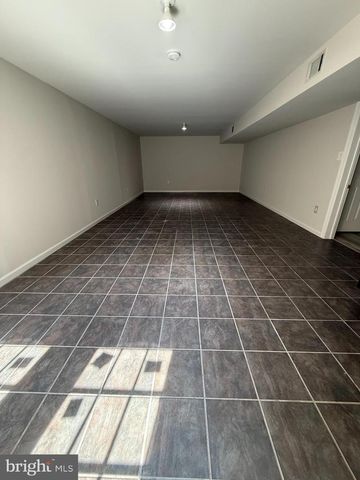 19 MASTERS DR, Stafford, VA 22554