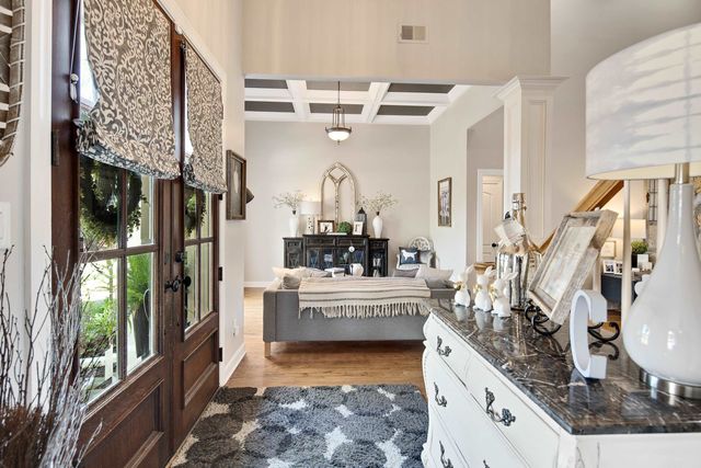 6153 KIMBERLY ELISE DR, Bartlett, TN 38135