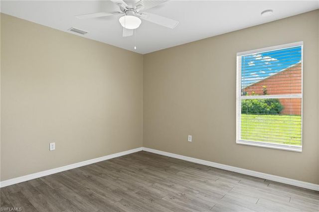 516 SW 27th ST, Cape Coral, FL 33914