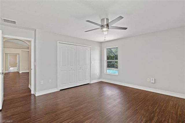 516 SW 27th ST, Cape Coral, FL 33914