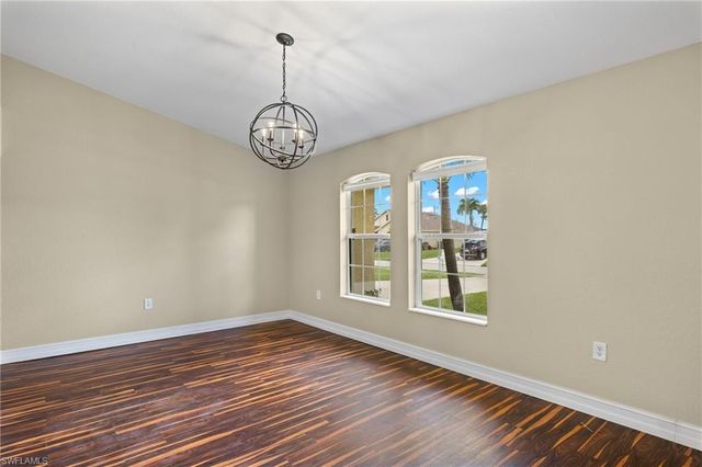 516 SW 27th ST, Cape Coral, FL 33914