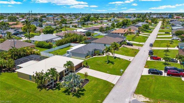 516 SW 27th ST, Cape Coral, FL 33914