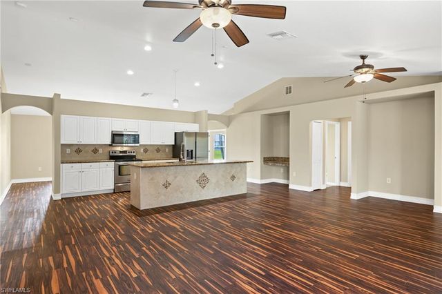 516 SW 27th ST, Cape Coral, FL 33914