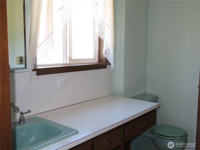 21 Wynooche Valley Road, Montesano, WA 98563