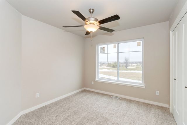 7027 Harlan Eddy Drive SW, Cedar Rapids, IA 52404