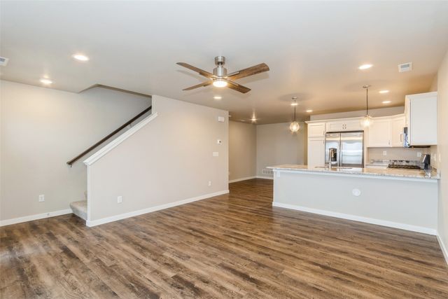 7027 Harlan Eddy Drive SW, Cedar Rapids, IA 52404