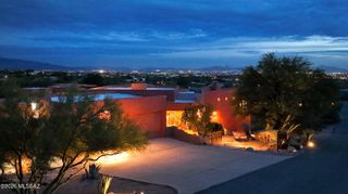 5136 N Calle Bosque, Tucson, AZ 85718