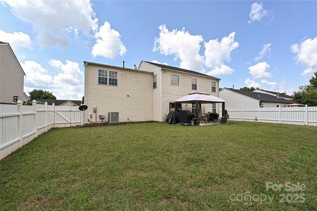 12015 Chantress Lane, Charlotte, NC 28215