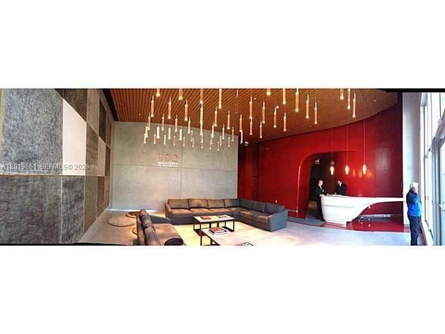 1100 S MIAMI AV 3302, Miami, FL 33130