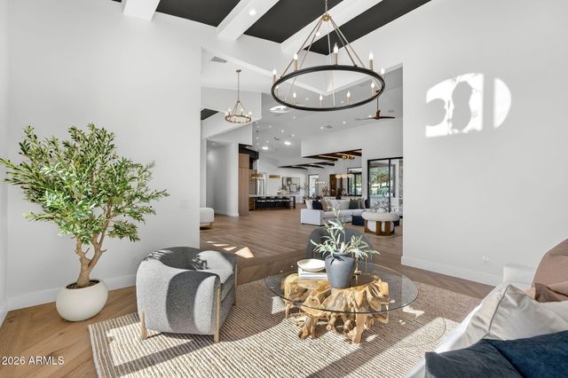 9892 E Charter Oak Road, Scottsdale, AZ 85260