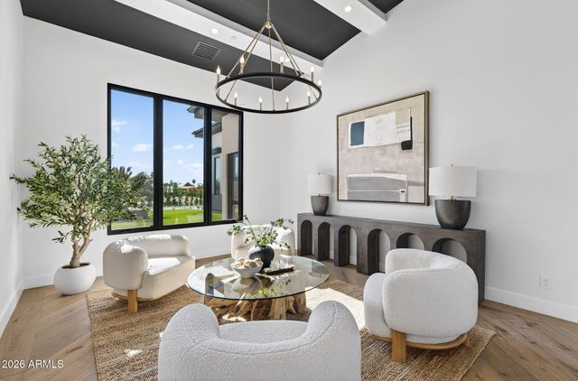 9892 E Charter Oak Road, Scottsdale, AZ 85260