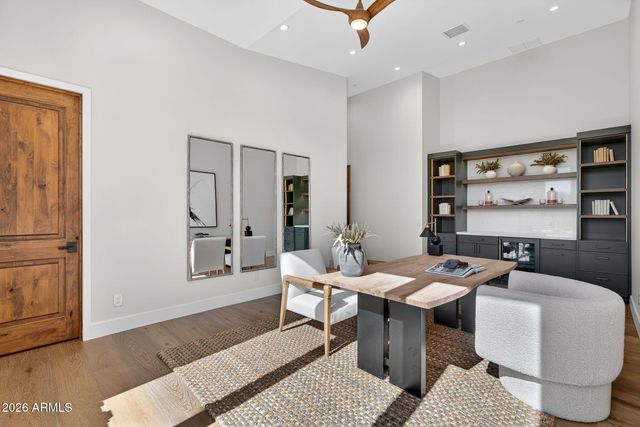 9892 E Charter Oak Road, Scottsdale, AZ 85260