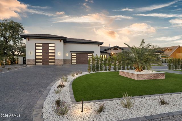 9892 E Charter Oak Road, Scottsdale, AZ 85260