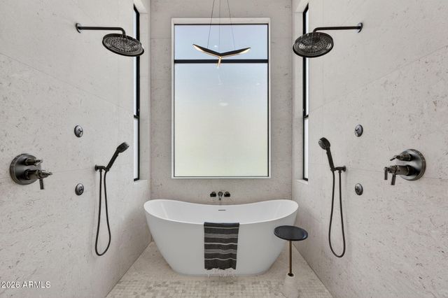 9892 E Charter Oak Road, Scottsdale, AZ 85260