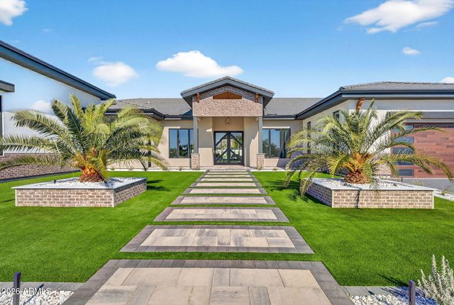 9892 E Charter Oak Road, Scottsdale, AZ 85260