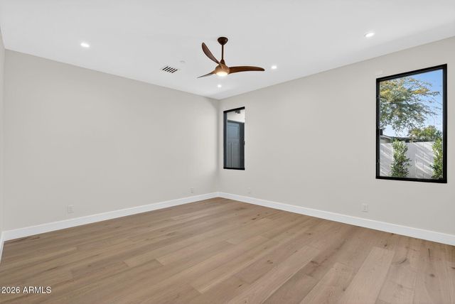 9892 E Charter Oak Road, Scottsdale, AZ 85260