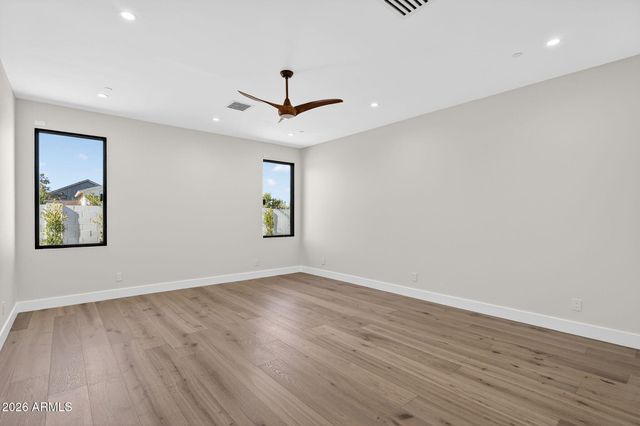 9892 E Charter Oak Road, Scottsdale, AZ 85260