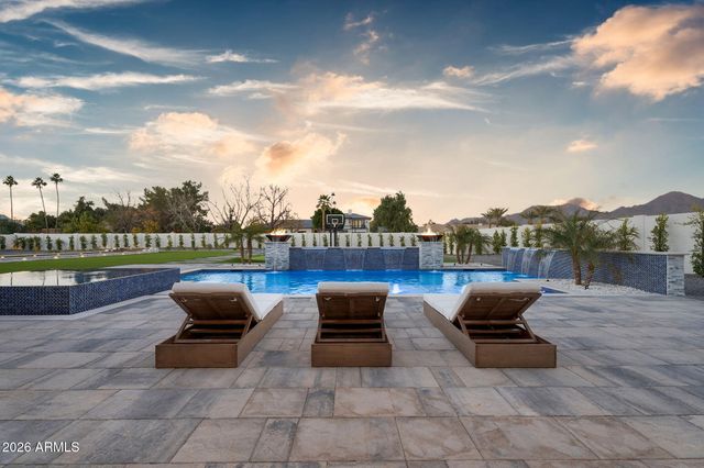 9892 E Charter Oak Road, Scottsdale, AZ 85260