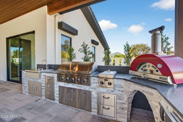 9892 E Charter Oak Road, Scottsdale, AZ 85260