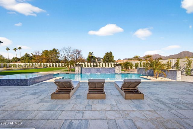 9892 E Charter Oak Road, Scottsdale, AZ 85260