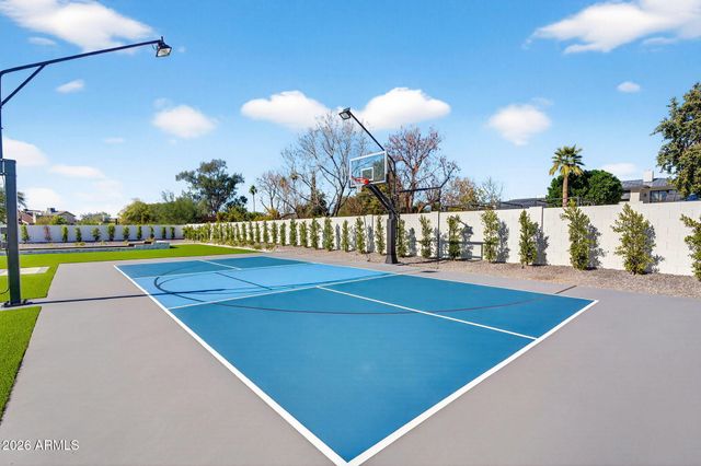 9892 E Charter Oak Road, Scottsdale, AZ 85260