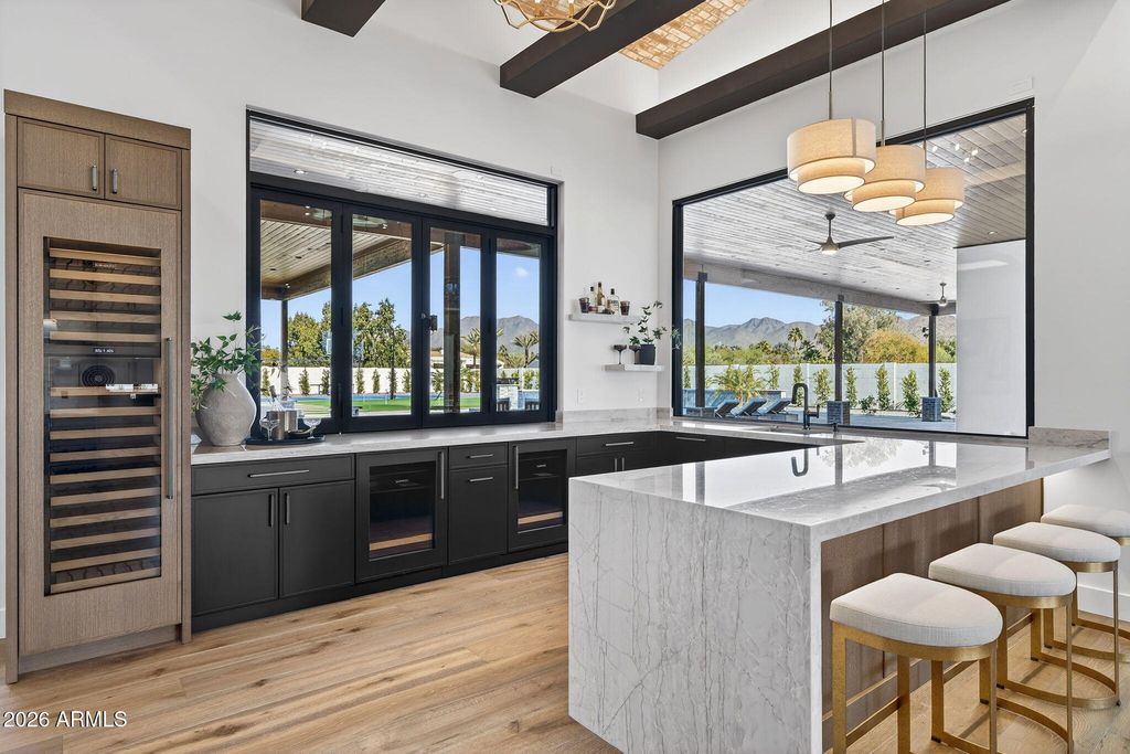 Image 21 of property listing at 9892 E CHARTER OAK Road, Scottsdale, AZ 85260