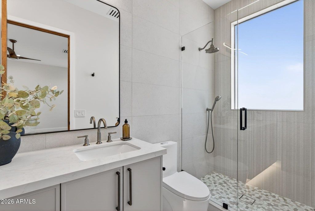 Image 51 of property listing at 9892 E CHARTER OAK Road, Scottsdale, AZ 85260