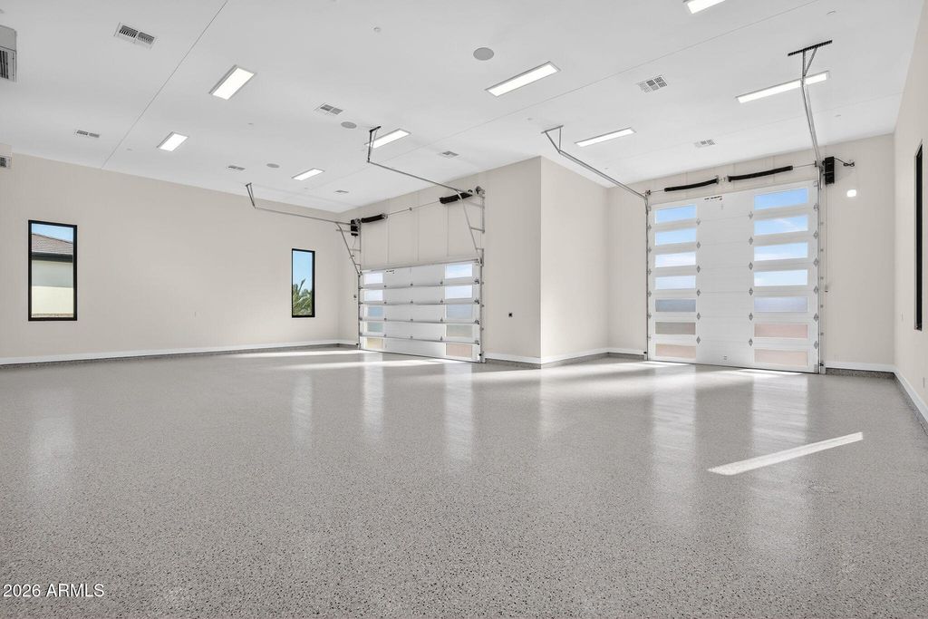 Image 65 of property listing at 9892 E CHARTER OAK Road, Scottsdale, AZ 85260