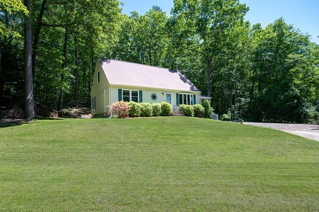 473 W Sturbridge Rd, East Brookfield, MA 01515