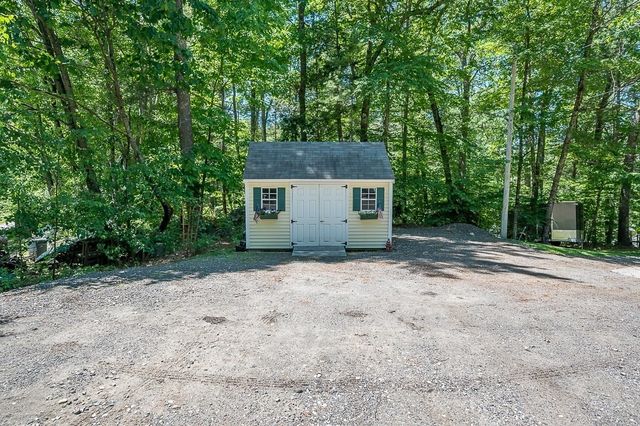 473 W Sturbridge Rd, East Brookfield, MA 01515