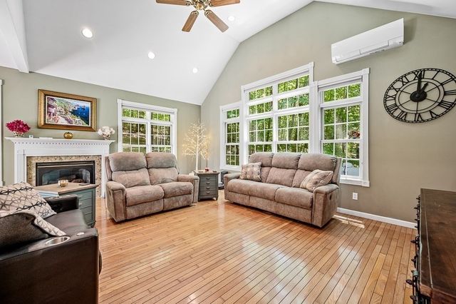 473 W Sturbridge Rd, East Brookfield, MA 01515