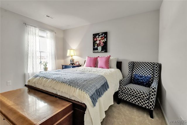 195 Stonebridge Road, Grand Island, NY 14072