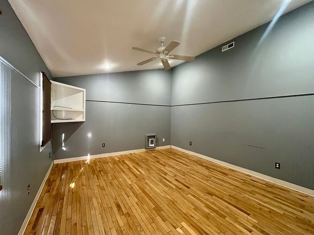 42 Arland Dr, Southbridge, MA 01550