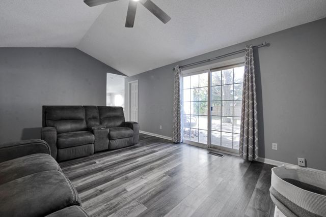 4661 Brownstone Drive, Hilliard, OH 43026